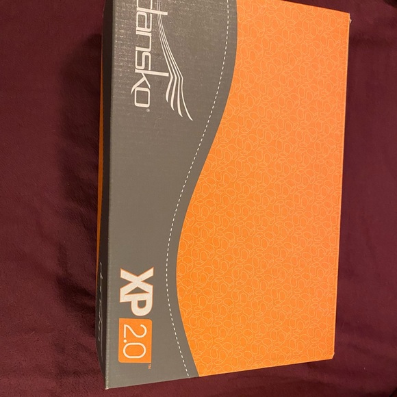 Dansko XP 2.0 Clogs - Picture 3 of 4